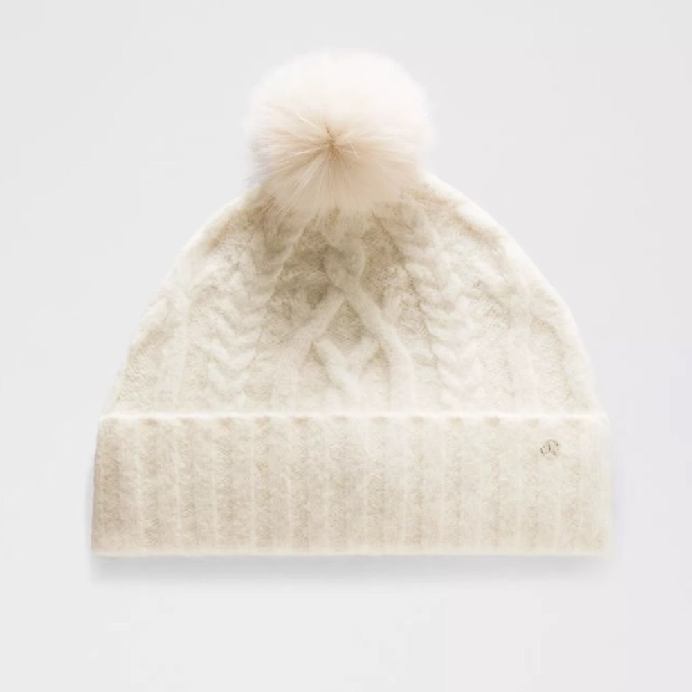 NWT Alpaca Wool-Blend Cable-Knit Pom Beanie Women's OS light ivory cream